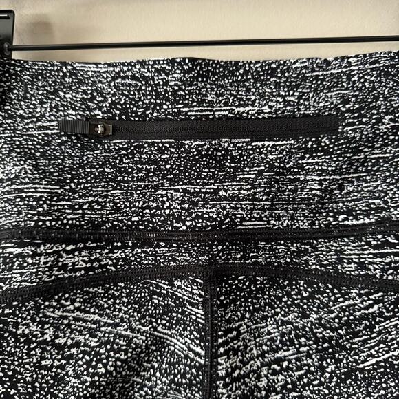 LULULEMON RUN INSPIRE CROP LUXTREME LEGGINGS SIZE 4 - Picture 5 of 9